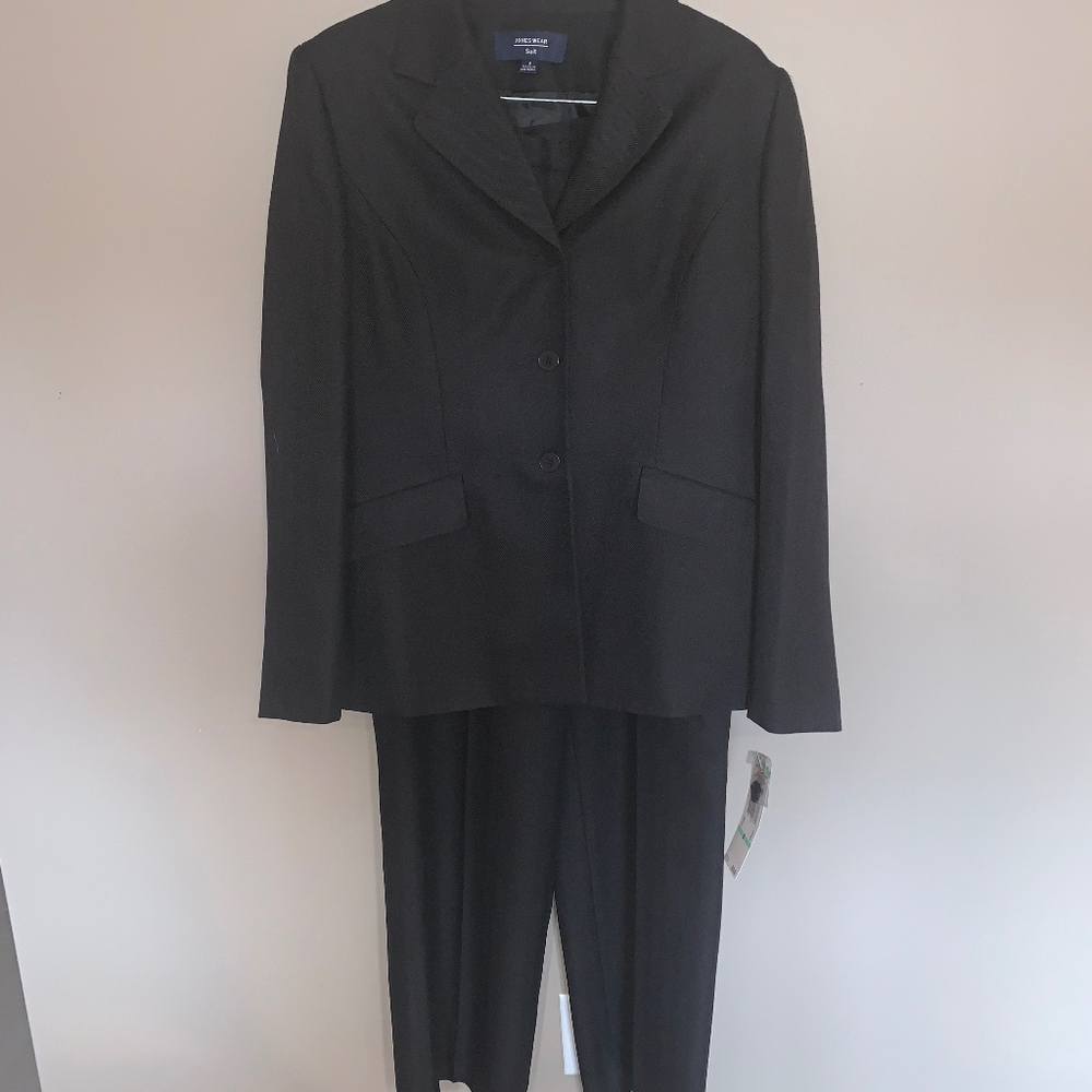 Woman’s suit